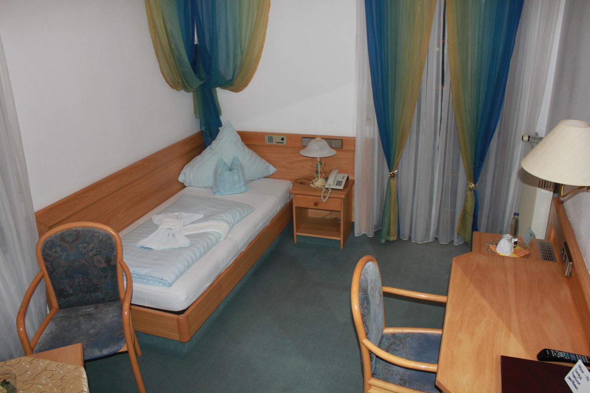 Landgasthaus & Hotel Kurfer Hof Bad Endorf Pokój zdjęcie
